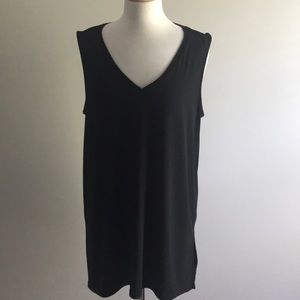 Alfani woman black sleeveless loose top